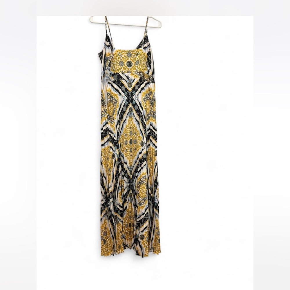 White House Black Market Elegant Yellow and Black pleated Maxi Dress